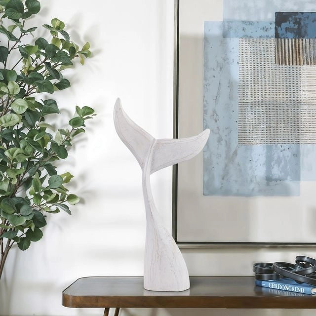 Escultura Cola de Ballena de Madera Blanca Mediana